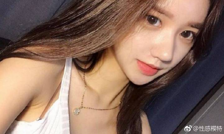 卖手链、发绳……轻轻创业的年轻人把生意做“小”